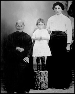 Concetta Mascaro, Maria Aiello and Concetta Fragale