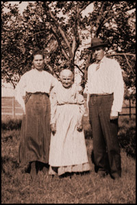 Sophia, Ernestina and Ewald Leisner