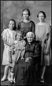 Fragile Women with Grandma Leisner